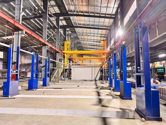 Goede prijs 150 T/M Aluminiumprofiel anodiseringslijn met 8-12μm film en 365 dagen garantie voor eenvoudige bediening online