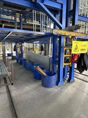 Goede prijs Automatische productielijn voor het anodiseren van aluminium van 800 ton per maand met een maximale profiellengte van 6500 mm en een oppervlaktebehandeling met een filmdikte van 10~12 μm online