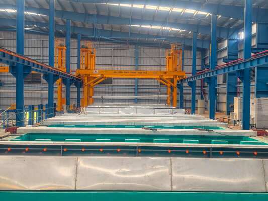 Goede prijs 1000T/M anodiseerlijn / SS316L roestvrijstalen kathodeplaatconstructie met gebeitst en gepassiveerd oppervlak voor 3000A DC stroomcapaciteit in anodiseertanks online