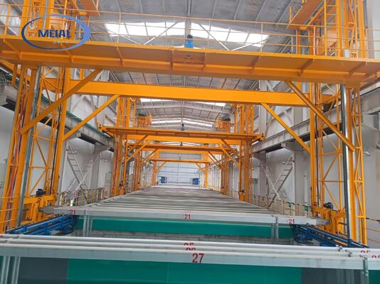 Goede prijs 2000 ton/maand U-vormige aluminium anodiseringslijn voor architectonische deuren, ramen en gordijnwanden van hoge kwaliteit Online