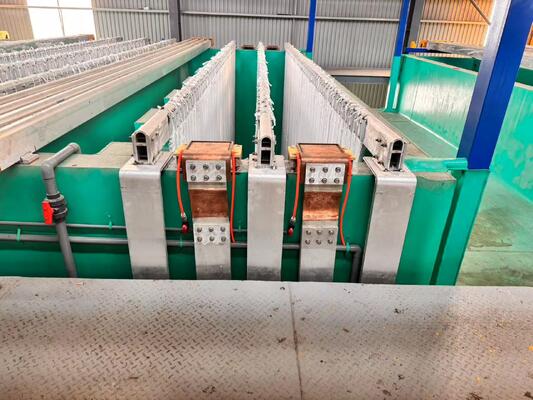 Goede prijs MEIAL 400T/maand Automatische horizontale anodiseringslijn, stabiele 812μm oxidefilm, laag chemisch verbruik PLC horizontale oxidatieapparatuur voor architectonische aluminiumprofielen online